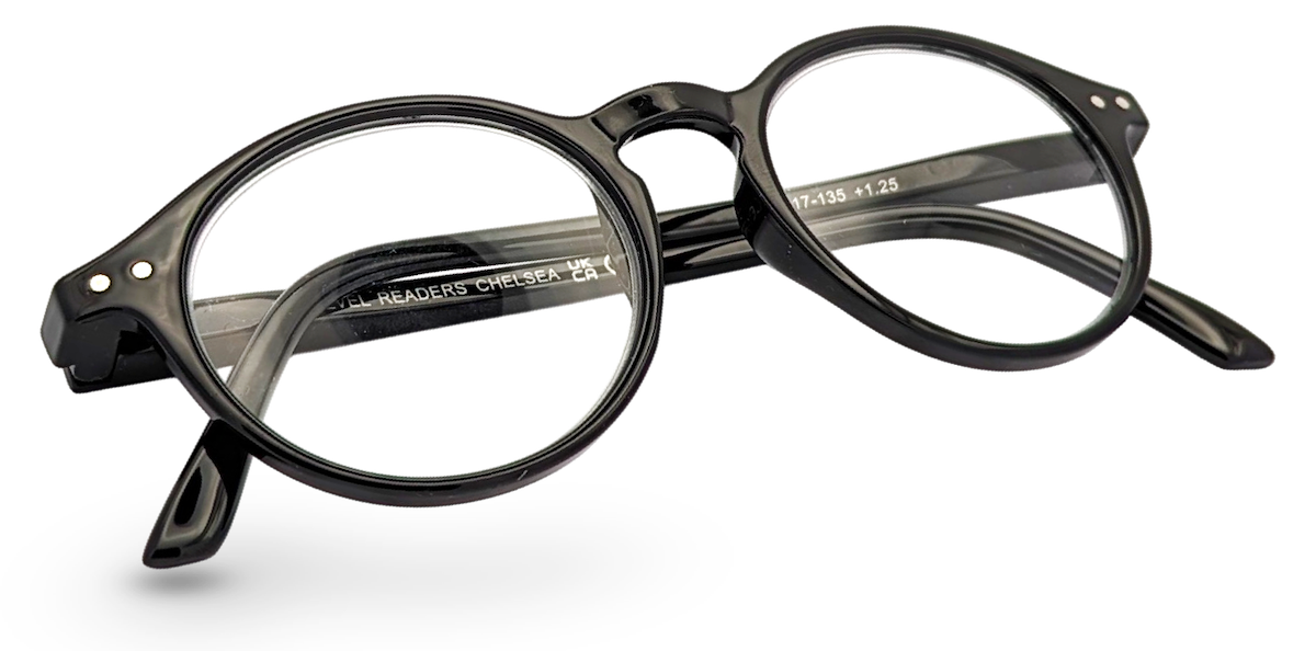 Eyelevel-UK Chelsea reading glasses with a classic black round plastic frame and clear magnifying lenses.