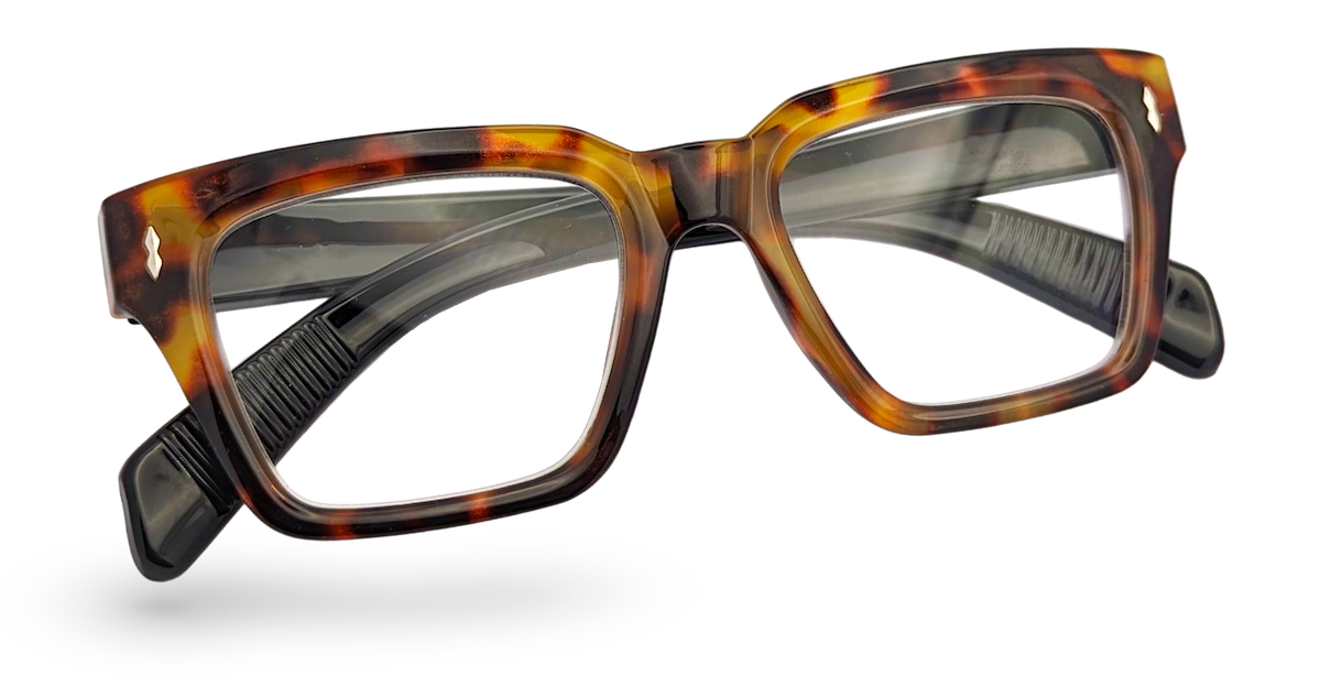 Eyelevel-UK Havana reading glasses with a brown tortoiseshell square plastic frame and clear magnifying lenses.