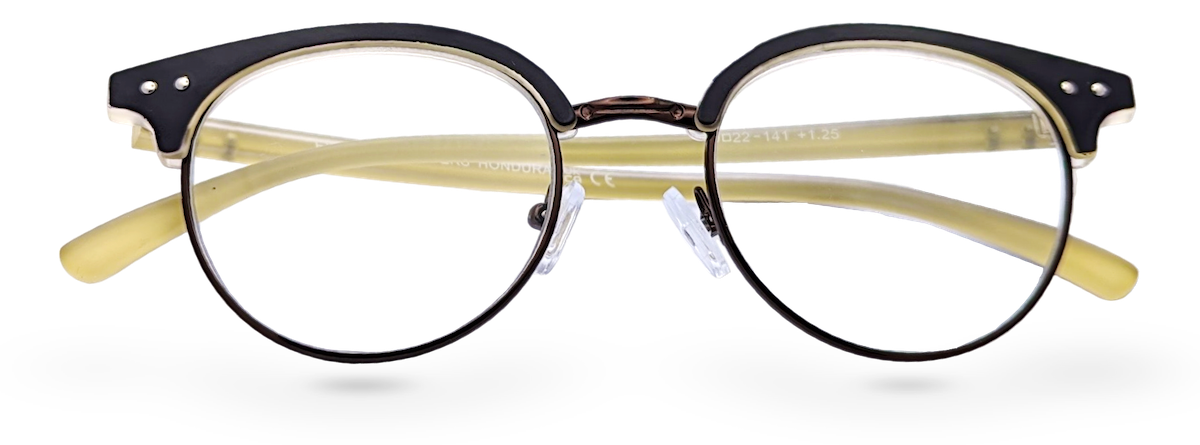 Eyelevel-UK Honduras reading glasses with black oval frames and clear magnifying lenses on a white background