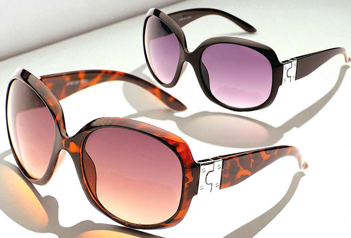 Eyelevel-UK Lucy geometric oversized sunglasses in brown tortoiseshell and black frames with gradient lenses