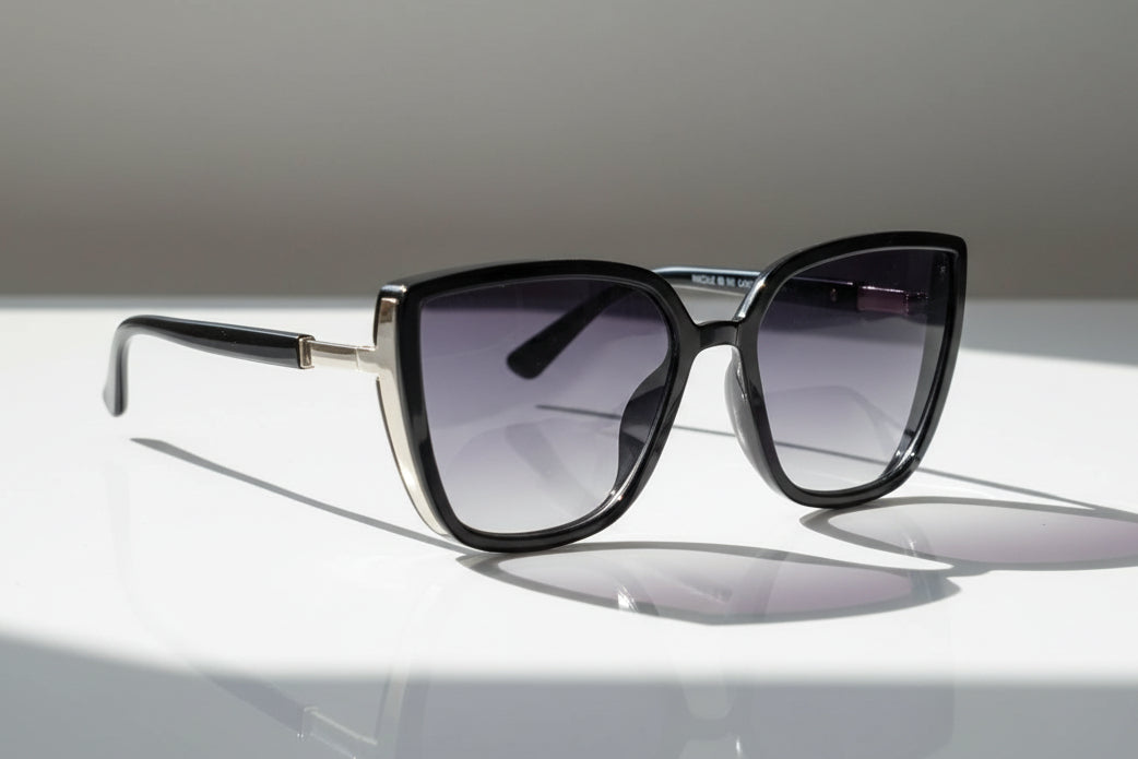 Eyelevel-UK Nicole oversized black and silver fashion sunglasses with grey gradient lenses