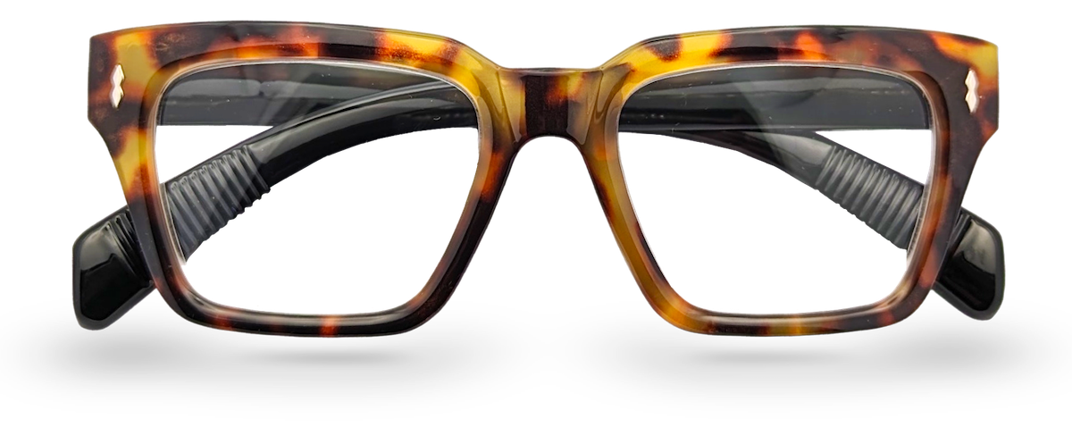 Eyelevel-UK Havana reading glasses with a brown tortoiseshell square plastic frame and clear magnifying lenses